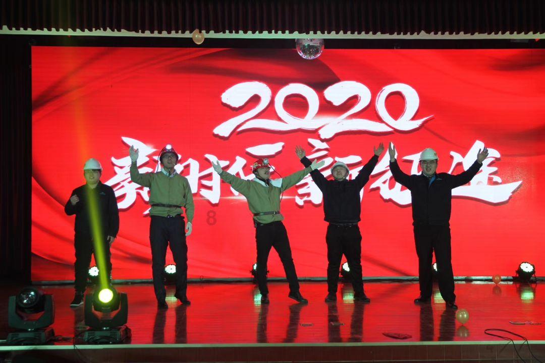 山体滑坡是什么原因造成的？游戏画面